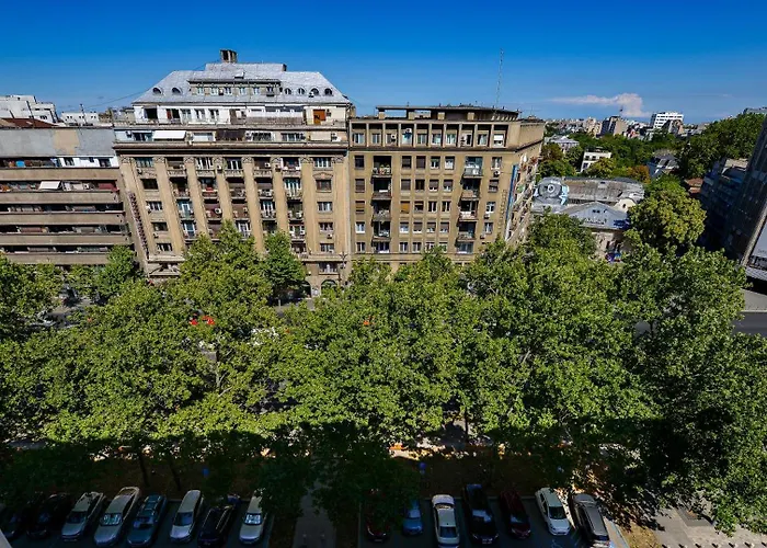 One By One - Downtown * בוקרשט