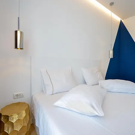 One By One - Downtown Apartment Bucharest